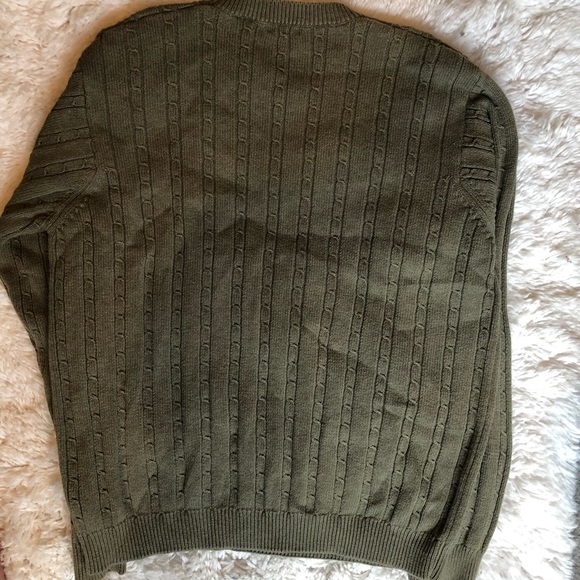 IZOD Cable Knit Sweater - Picture 3 of 4